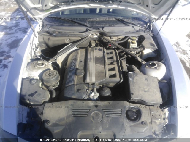 4USBT33423LR61082 - 2003 BMW Z4 2.5 SILVER photo 10