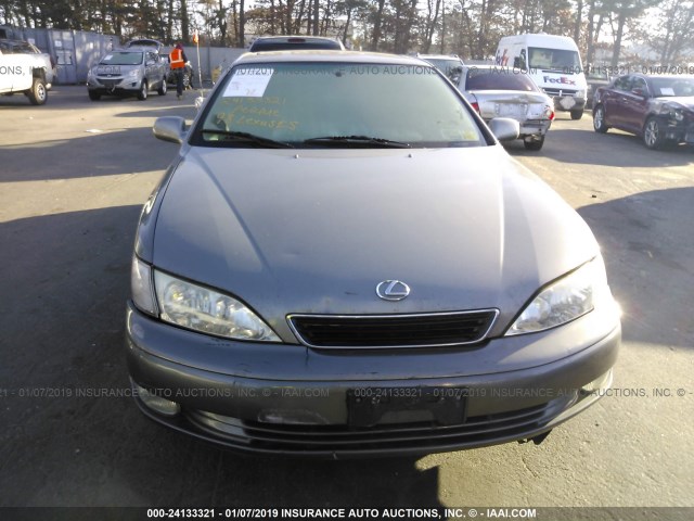 JT8BF28GXW5030170 - 1998 LEXUS ES 300 GOLD photo 6