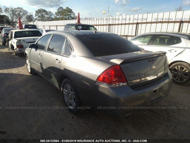 2G1WU581269146500 - 2006 CHEVROLET IMPALA LTZ GRAY photo 3