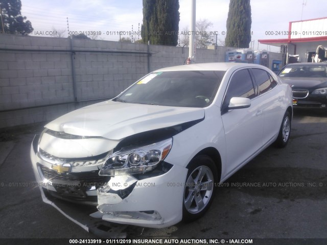 1G11C5SA0GF120637 - 2016 CHEVROLET MALIBU LIMITED LT WHITE photo 2