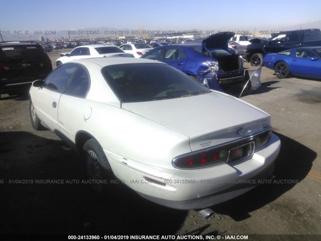 1G4GD2211X4700077 - 1999 BUICK RIVIERA WHITE photo 3