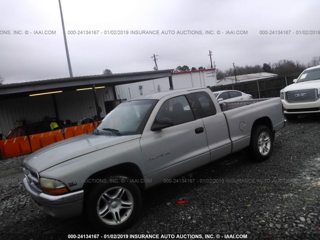 1B7GL22X2YS577365 - 2000 DODGE DAKOTA SILVER photo 2