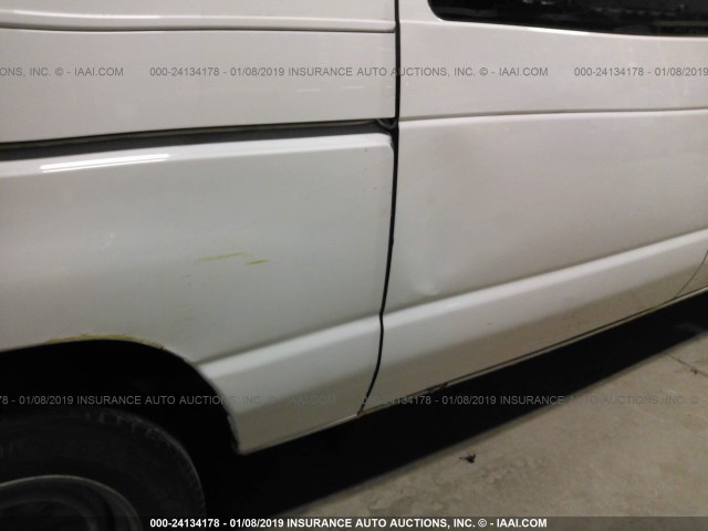 1FTNE1EL8CDA19554 - 2012 FORD ECONOLINE E150 VAN WHITE photo 6