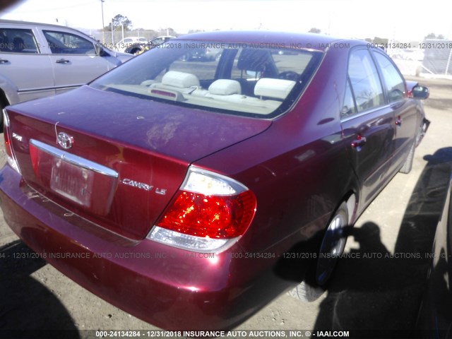 4T1BE30K15U048177 - 2005 TOYOTA CAMRY LE/XLE/SE RED photo 4