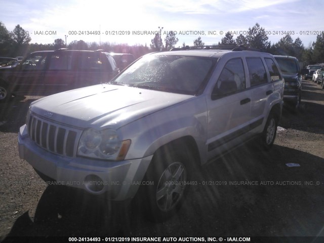 1J8HR48N15C692381 - 2005 JEEP GRAND CHEROKEE LAREDO/COLUMBIA/FREEDOM 灰色 照片 2