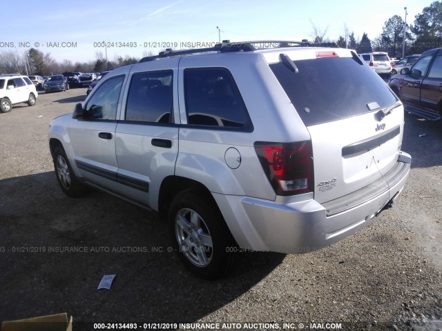 1J8HR48N15C692381 - 2005 JEEP GRAND CHEROKEE LAREDO/COLUMBIA/FREEDOM 灰色 照片 3