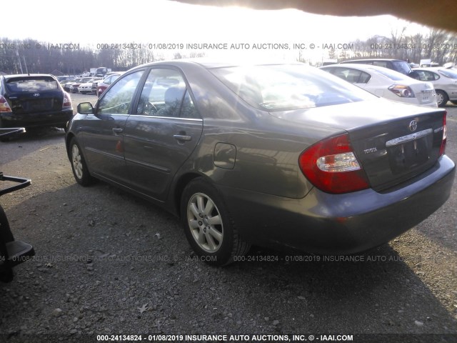 4T1BE32K14U905027 - 2004 TOYOTA CAMRY LE/XLE/SE GRAY photo 3