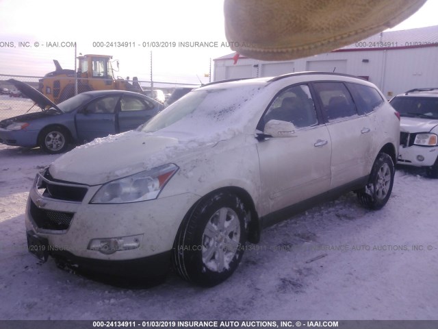 1GNKVJED4CJ117825 - 2012 CHEVROLET TRAVERSE LT WHITE photo 2