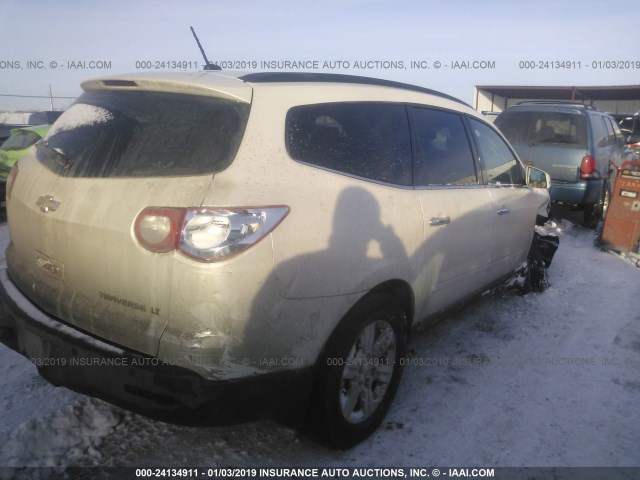 1GNKVJED4CJ117825 - 2012 CHEVROLET TRAVERSE LT WHITE photo 4