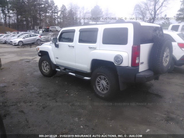 5GTDN136168133037 - 2006 HUMMER H3 WHITE photo 3