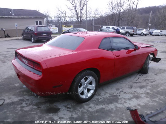 2C3CDYAG8EH179925 - 2014 DODGE CHALLENGER SXT RED photo 4