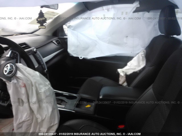 4T1BF1FK0FU886890 - 2015 TOYOTA CAMRY LE/XLE/SE/XSE ლურჯი ფოტო 5