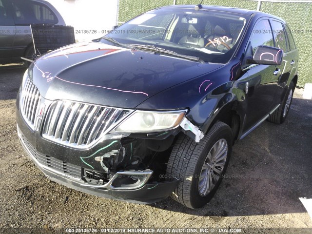 2LMDJ6JK7BBJ06464 - 2011 LINCOLN MKX BLACK photo 2