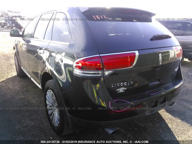 2LMDJ6JK7BBJ06464 - 2011 LINCOLN MKX BLACK photo 3