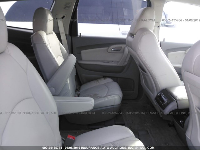 1GNKRJED2BJ114411 - 2011 CHEVROLET TRAVERSE LT SILVER photo 8