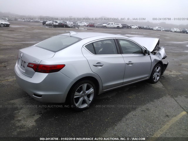 19VDE1F34FE004250 - 2015 ACURA ILX 20 SILVER photo 4