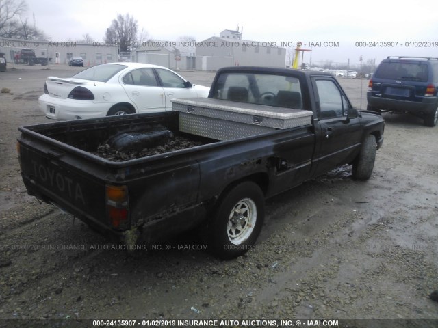 JT4RN55R5J0269710 - 1988 TOYOTA PICKUP 1/2 TON RN55 BLACK photo 4