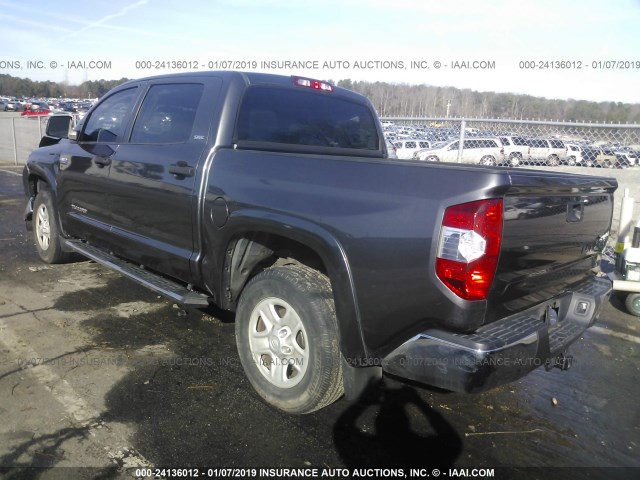 5TFEY5F15FX182824 - 2015 TOYOTA TUNDRA CREWMAX SR5 GRAY photo 3