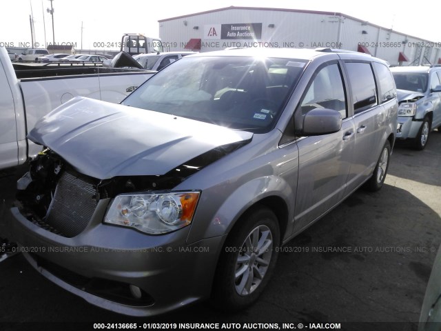 2C4RDGCG0KR562731 - 2019 DODGE GRAND CARAVAN SXT SILVER photo 2