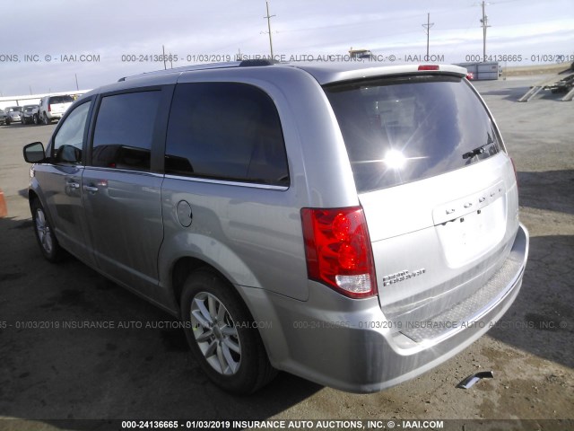 2C4RDGCG0KR562731 - 2019 DODGE GRAND CARAVAN SXT SILVER photo 3