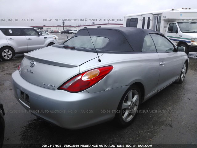 4T1FA38P65U051332 - 2005 TOYOTA CAMRY SOLARA SE/SLE SILVER photo 4