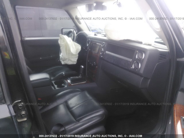 1J4RH5GT1AC142560 - 2010 JEEP COMMANDER LIMITED BLACK photo 5