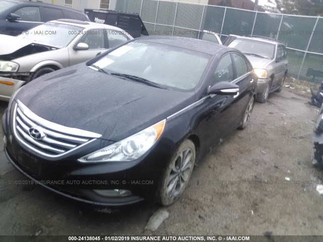 5NPEC4AC6EH817710 - 2014 HYUNDAI SONATA SE/LIMITED BLACK photo 2