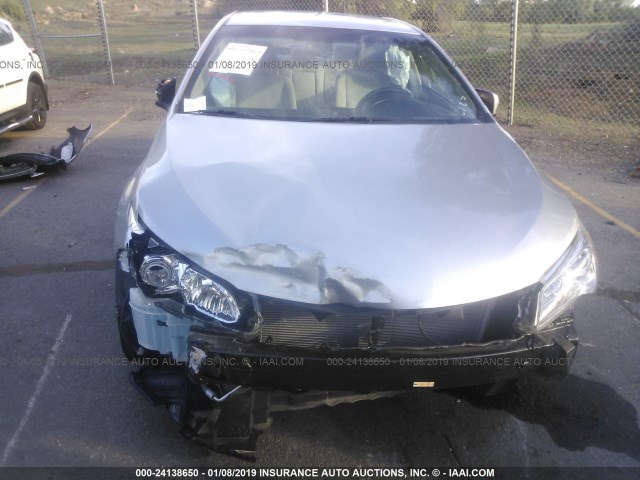 4T4BF1FK2FR500816 - 2015 TOYOTA CAMRY LE/XLE/SE/XSE SILVER photo 6