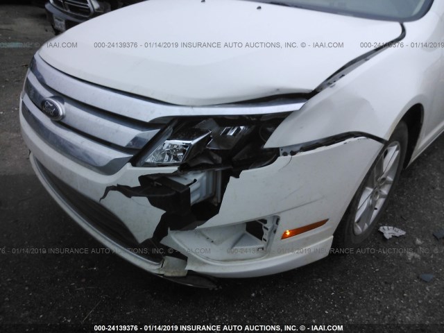 3FAHP0GA3CR380250 - 2012 FORD FUSION S WHITE photo 6