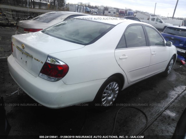 4T1BE30K76U741675 - 2006 TOYOTA CAMRY LE/XLE/SE WHITE photo 4