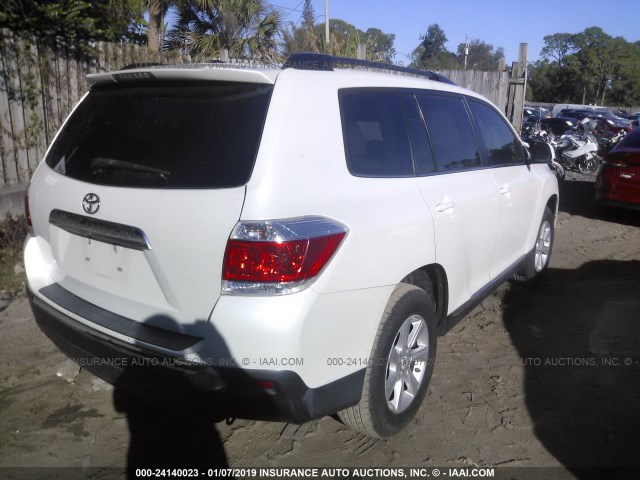 5TDZK3EH8BS035029 - 2011 TOYOTA HIGHLANDER SE WHITE photo 4