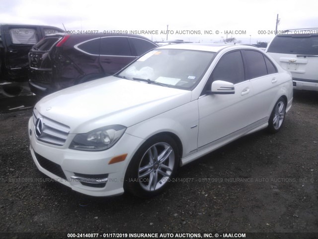 WDDGF4HB5CR213168 - 2012 MERCEDES-BENZ C 250 WHITE photo 2