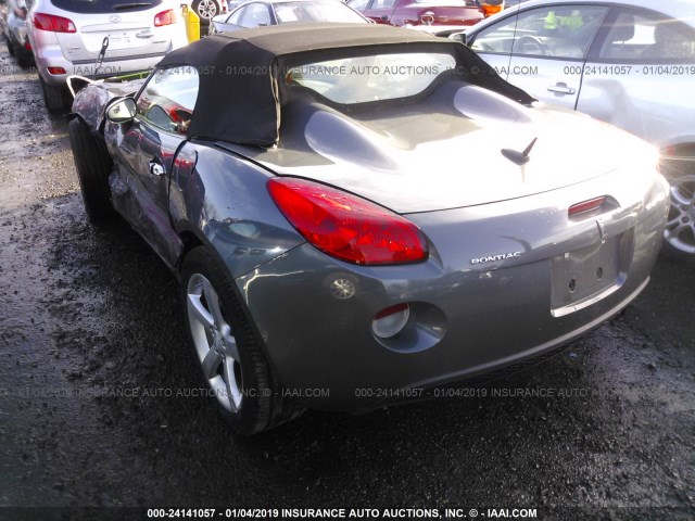 1G2MB35B68Y105618 - 2008 PONTIAC SOLSTICE GRAY photo 3