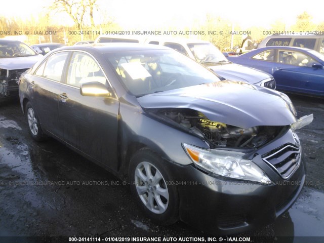 4T4BF3EKXBR218687 - 2011 TOYOTA CAMRY SE/LE/XLE GRAY photo 1