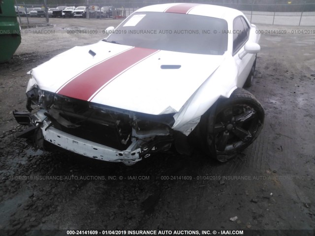 2C3CDYAGXDH737420 - 2013 DODGE CHALLENGER SXT WHITE photo 6