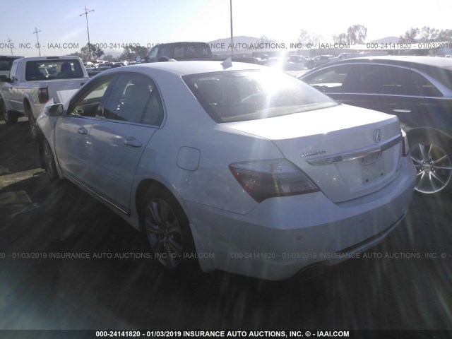 JH4KB26649C001995 - 2009 ACURA RL WHITE photo 3