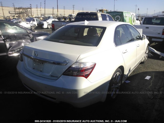 JH4KB26649C001995 - 2009 ACURA RL WHITE photo 4