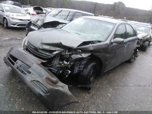 4T1BE32K73U691594 - 2003 TOYOTA CAMRY LE/XLE/SE GRAY photo 2