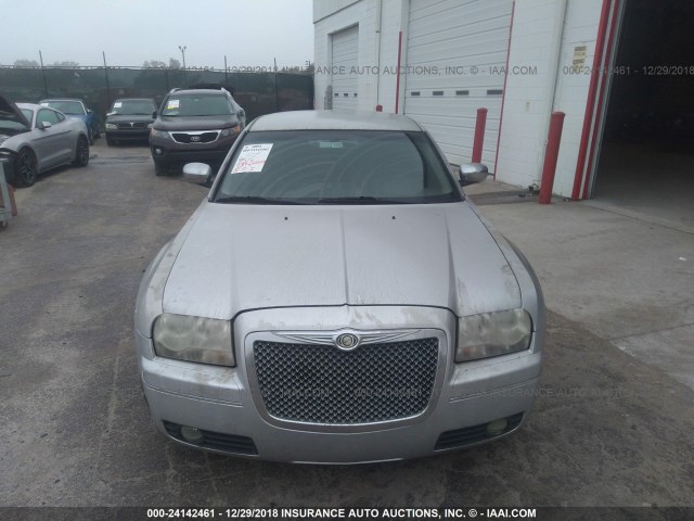 2C3KA53G26H405507 - 2006 CHRYSLER 300 TOURING SILVER photo 6