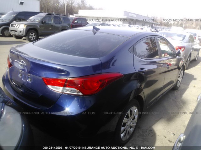 5NPDH4AE8DH209765 - 2013 HYUNDAI ELANTRA BLUE photo 4