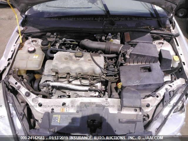 1FAFP33P62W204405 - 2002 FORD FOCUS LX SILVER photo 10