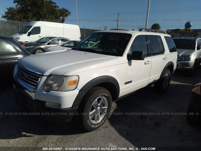 1FMEU73EX7UB41649 - 2007 FORD EXPLORER XLT WHITE photo 2