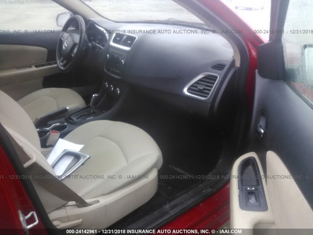 1B3BD4FB0BN508974 - 2011 DODGE AVENGER EXPRESS 红色 照片 5