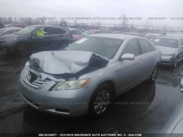 4T1BE46K97U530654 - 2007 TOYOTA CAMRY NEW GENERAT  SILVER photo 2