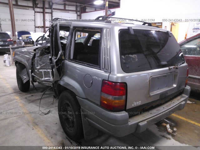 1J4GZ58S3VC741394 - 1997 JEEP GRAND CHEROKEE LAREDO/TSI GRAY photo 3