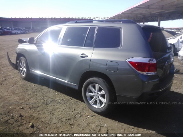 5TDBK3EHXBS082547 - 2011 TOYOTA HIGHLANDER SE GRAY photo 3