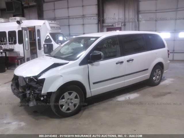 2D4RN1AG7BR788605 - 2011 DODGE GRAND CARAVAN C/V WHITE photo 2