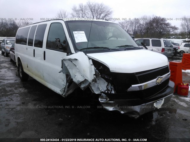 1GAZG1FG7E1137024 - 2014 CHEVROLET EXPRESS G3500 LT WHITE photo 1