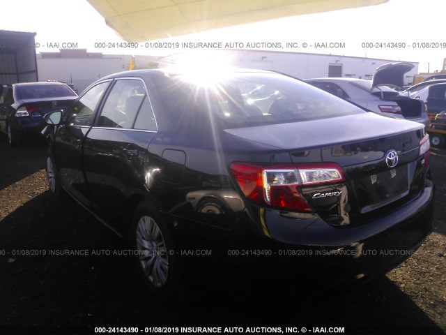 4T4BF1FK1ER343102 - 2014 TOYOTA CAMRY L/SE/LE/XLE 黑色 照片 3