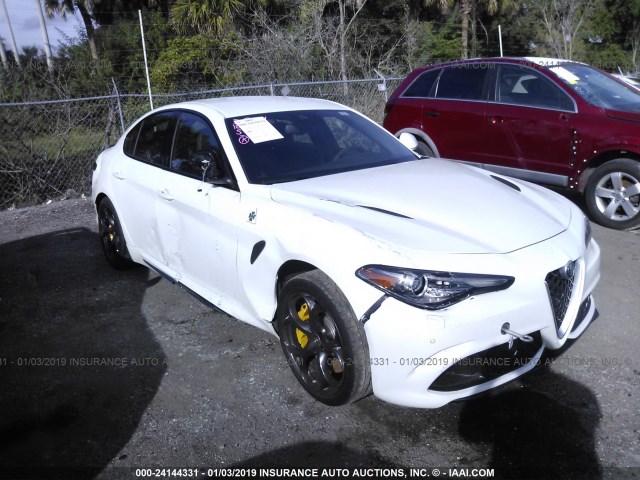 ZARFAEAV3J7572578 - 2018 ALFA ROMEO GIULIA QUADRIFOGLIO WHITE photo 1